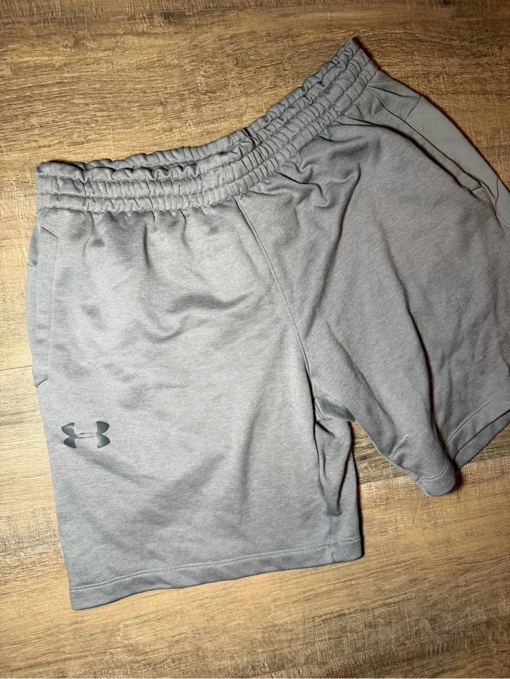 Under Armour Men's Light Gray Athletic Shorts, XL